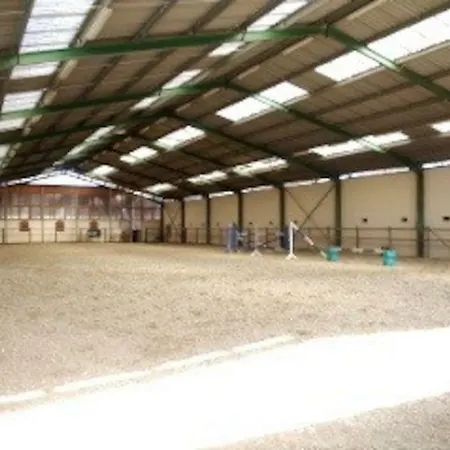 Gite Ecuries Vineuil Jump Exterior photo